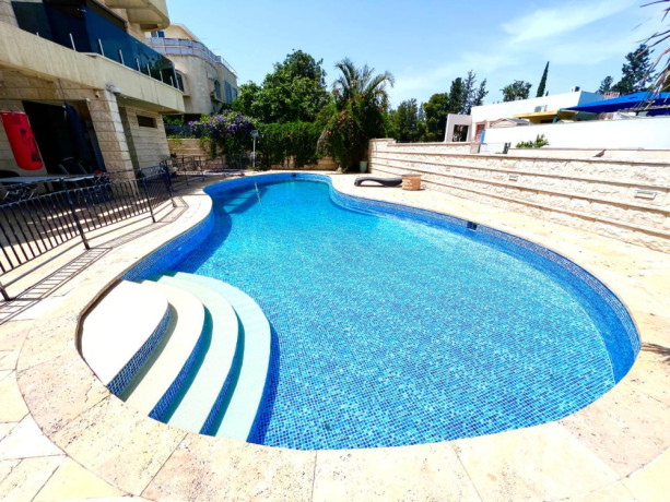 grace-holon-villa-pool-butik-otel-s-basseinom-big-0