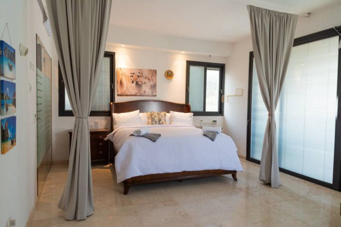 grace-holon-villa-pool-butik-otel-s-basseinom-big-4
